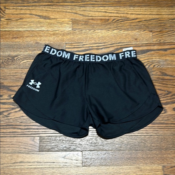 Under Armour Pants - Under Armour Black Athletic Shorts with Elastic Waistband